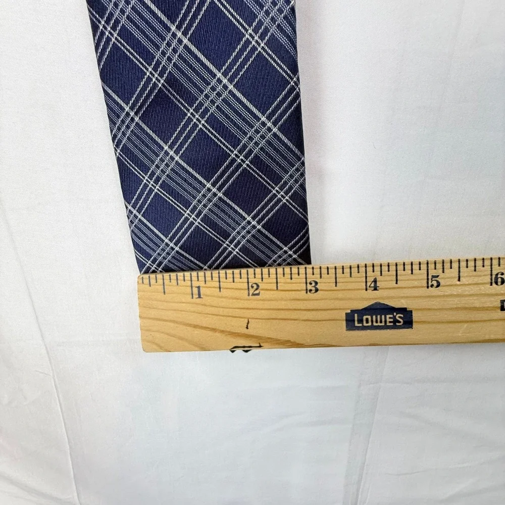 Michael Kors Mens Blue White Plaid 100% Silk Necktie RN 121148 CA‎ 50900